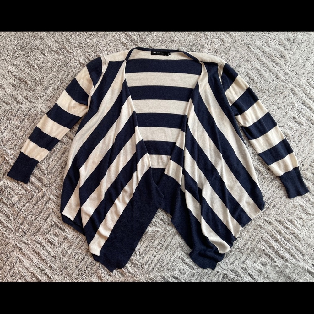 THE LIMITED - Cream/Navy Hi-low Sweater